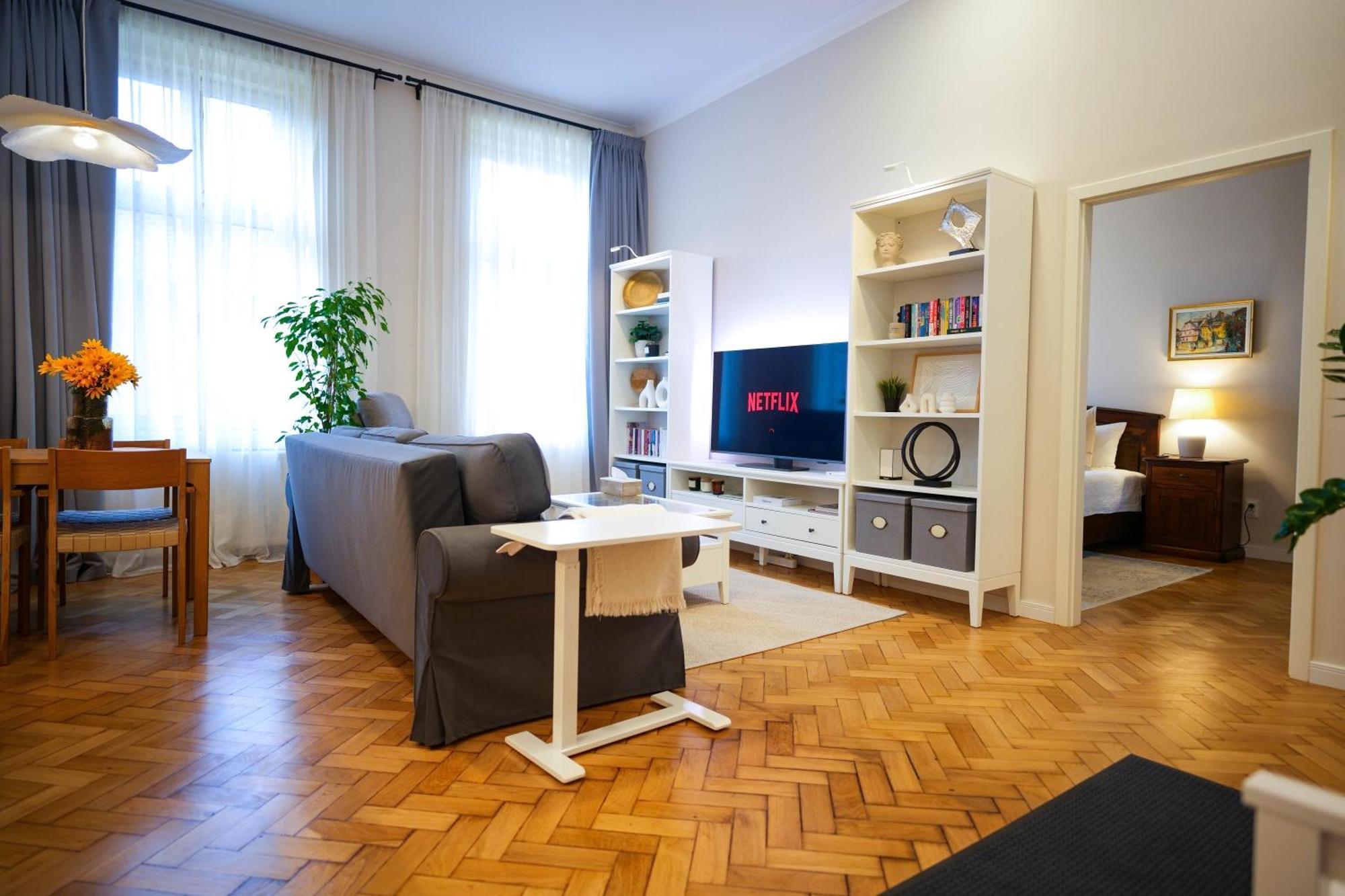 Apartment In Historic Center, Quiet Area, Ac Sibiu Exterior photo