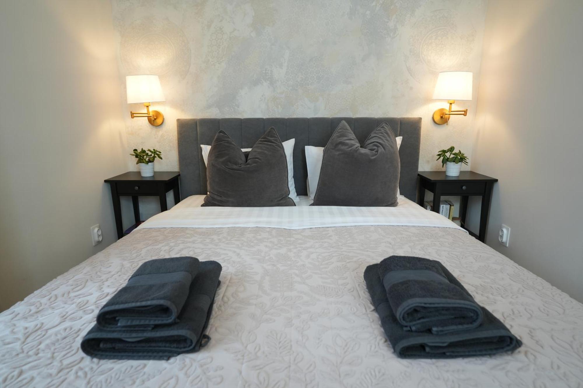 Apartment In Historic Center, Quiet Area, Ac Sibiu Exterior photo