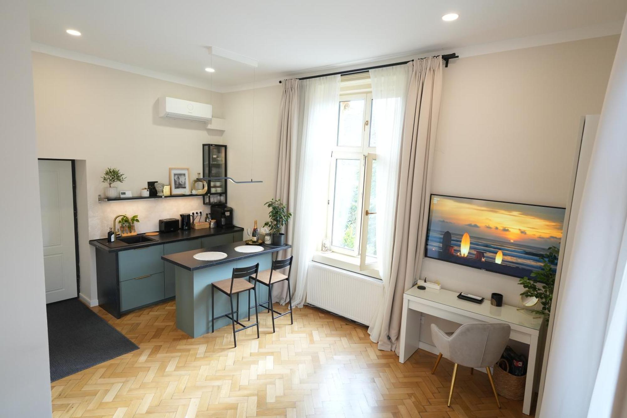 Apartment In Historic Center, Quiet Area, Ac Sibiu Exterior photo